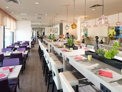 慕尼黑市奥林匹克公园莱昂纳多酒店 酒店
