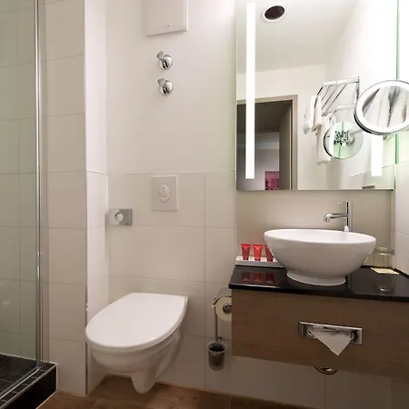 Leonardo Olympiapark Hotel Munich