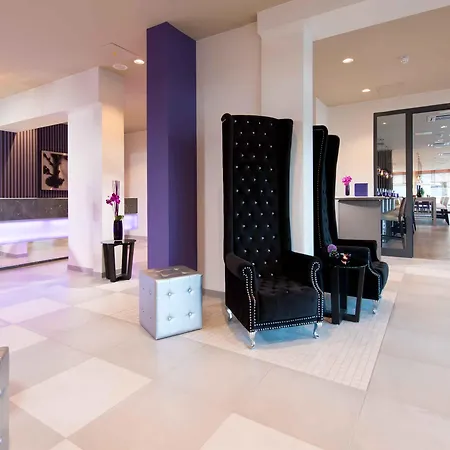 Hotel Leonardo Olympiapark 4*