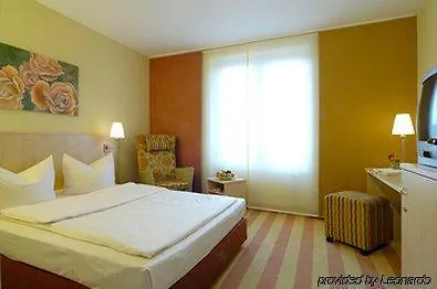 ليوناردو سيتي أولمبيابارك 4* ميونيخ