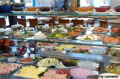 فندق ليوناردو سيتي أولمبيابارك 4*